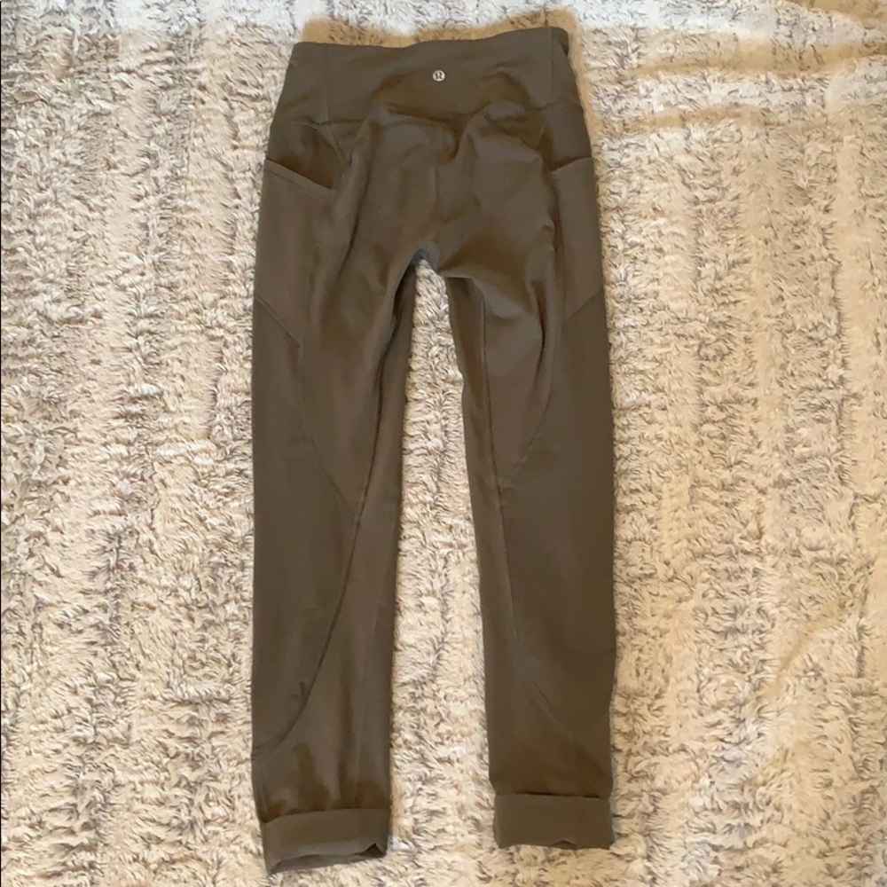 lululemon (All The Right Places) 28” size 6